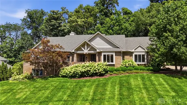 4962 Walnut Walk, Kettering, OH 45429