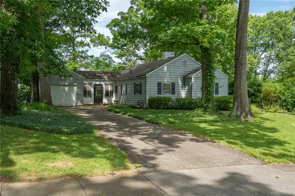 1971 Oak Knoll Drive, Springfield, OH 45504