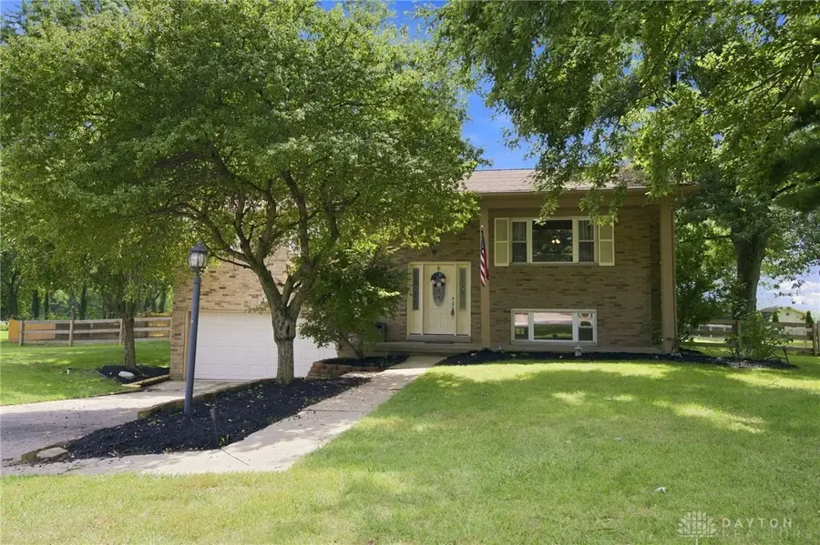 651 Charlotte Avenue, Turtlecreek, OH 45036 - #2