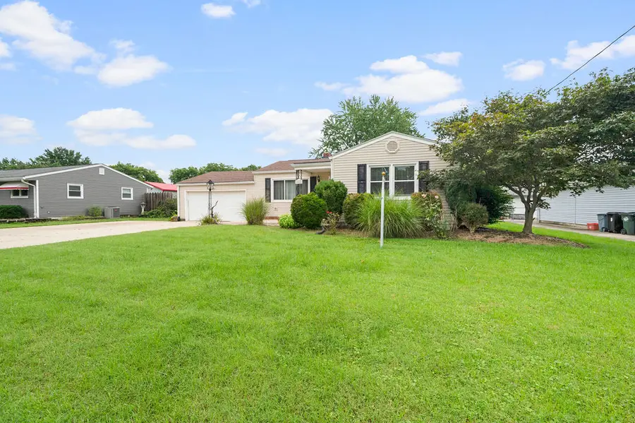 208 Brelsford Avenue, Trenton, OH 45067 - #3