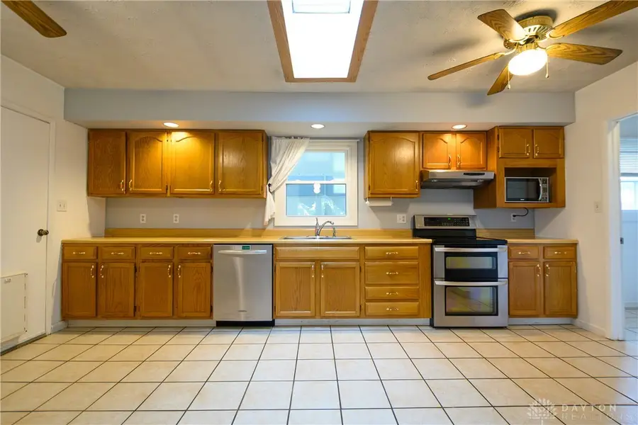 1140 Harvard Avenue, Fairborn, OH 45324 - #2