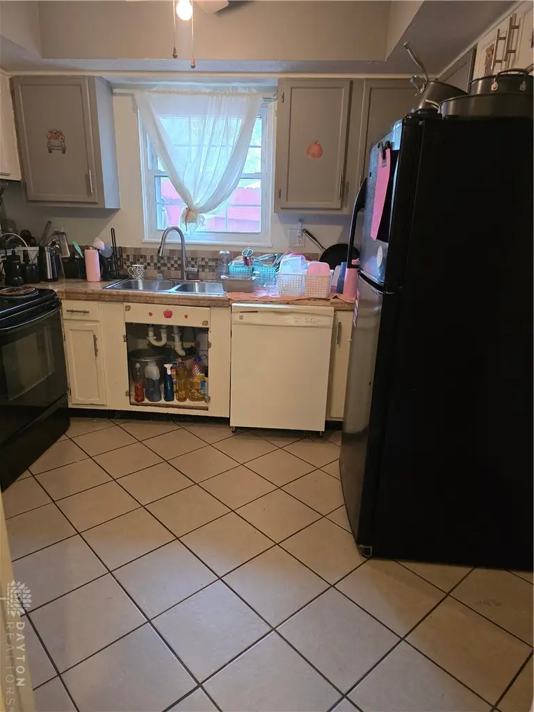 110 Park Ridge Place, Piqua, OH 45356 - #3