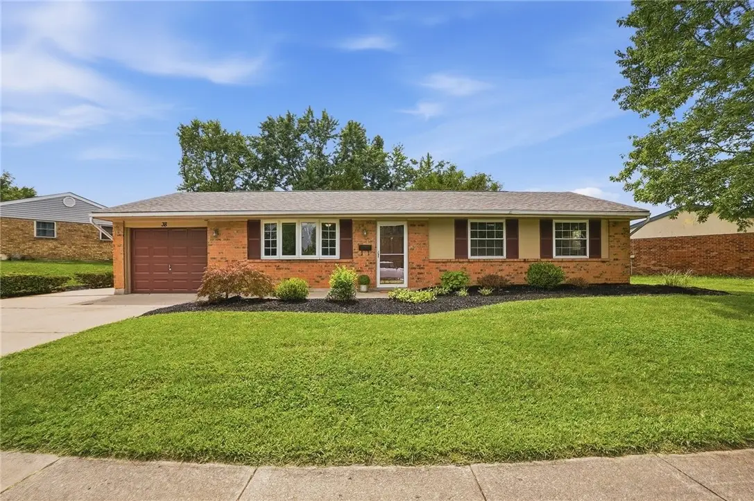38 Grantwood Drive, West Carrollton, OH 45449 - #1