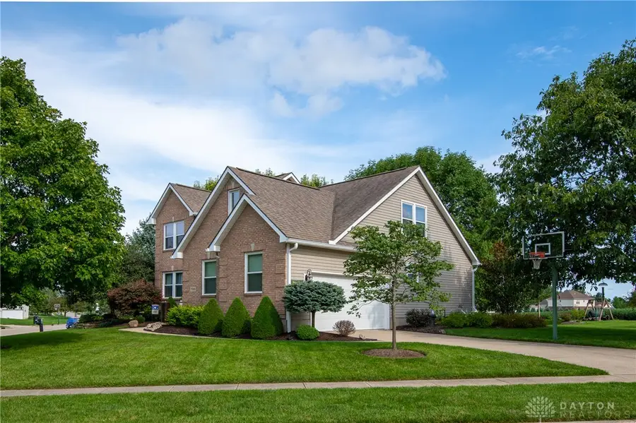 725 Mound Street, Brookville, OH 45309 - #3