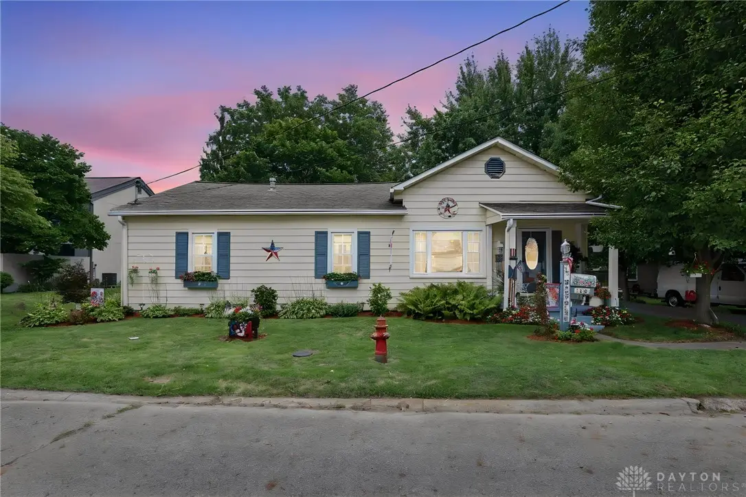 166 New Hampshire Avenue, London, OH 43140 - #1