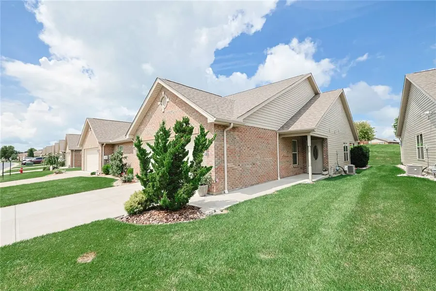 727 Villa Court, Trenton, OH 45067 - #2