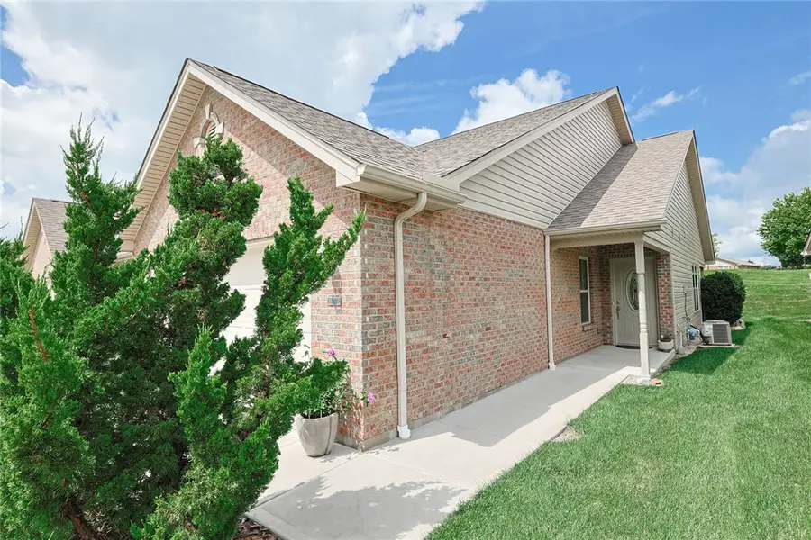 727 Villa Court, Trenton, OH 45067 - #3