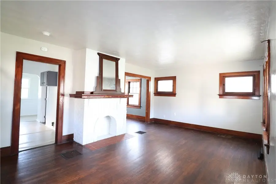 21 E Beechwood Avenue, Dayton, OH 45405 - #2