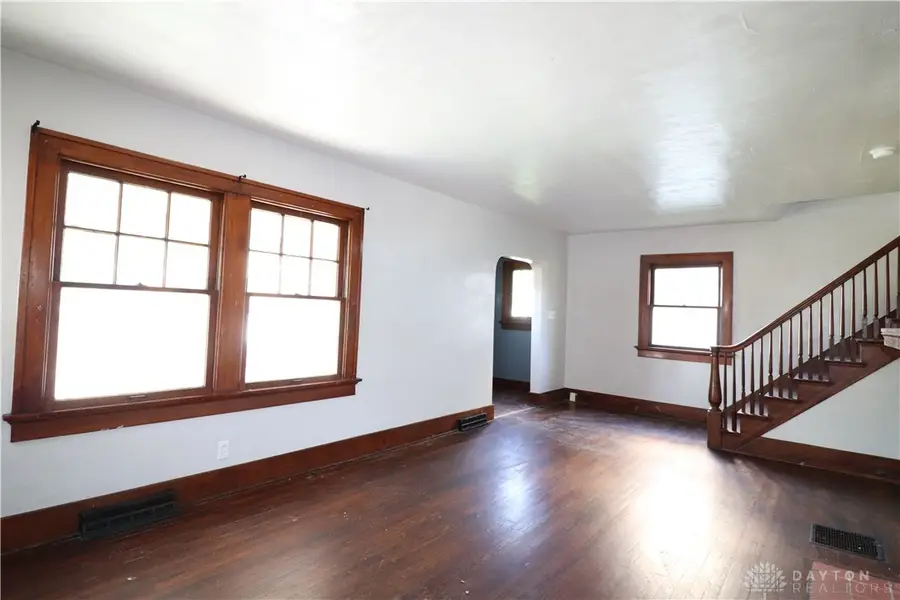 21 E Beechwood Avenue, Dayton, OH 45405 - #3