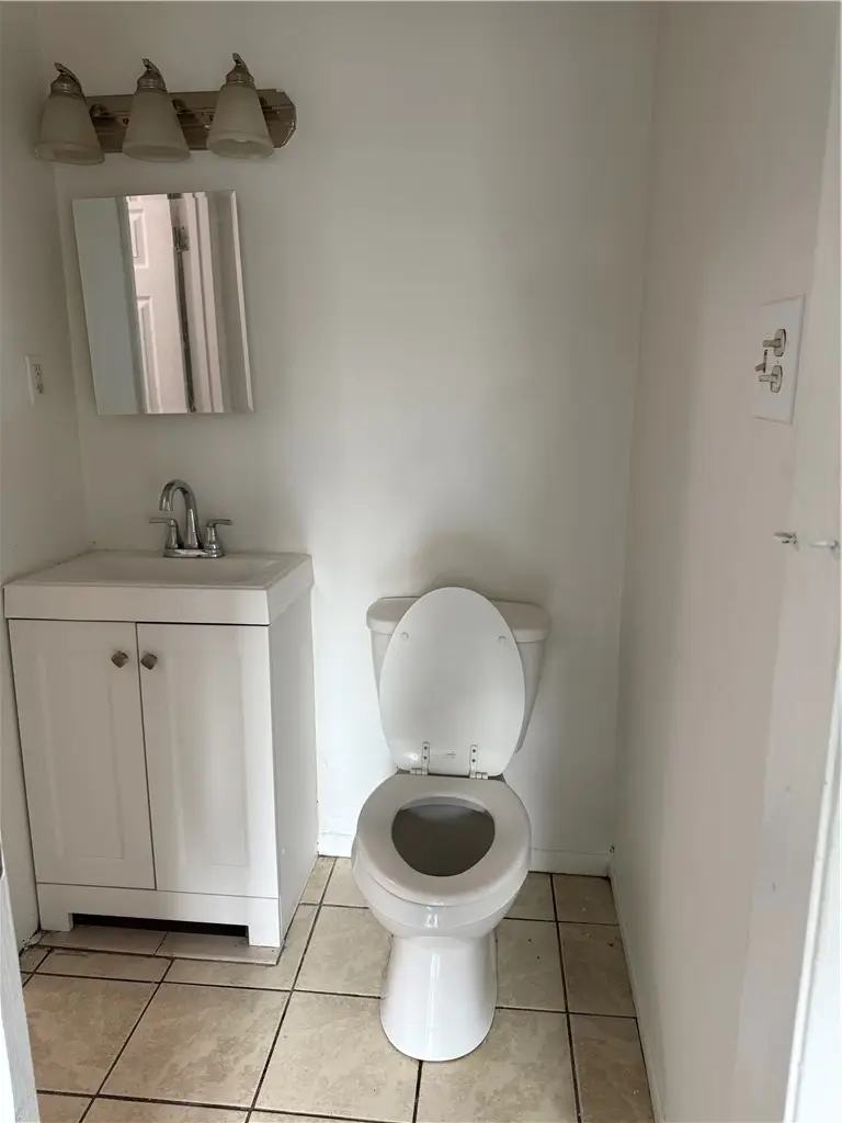 330 Middle Street, Dayton, OH 45402 - #3