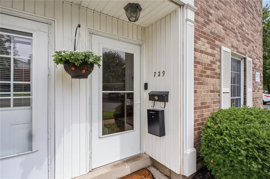 729 Clareridge Lane, Centerville, OH 45458 - #3