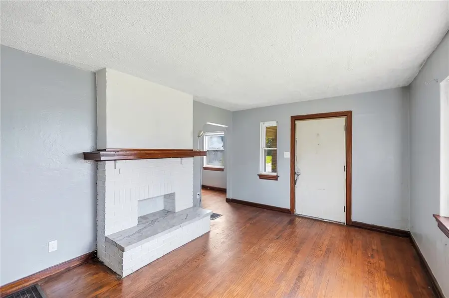 945 Vernon Drive, Dayton, OH 45402 - #2