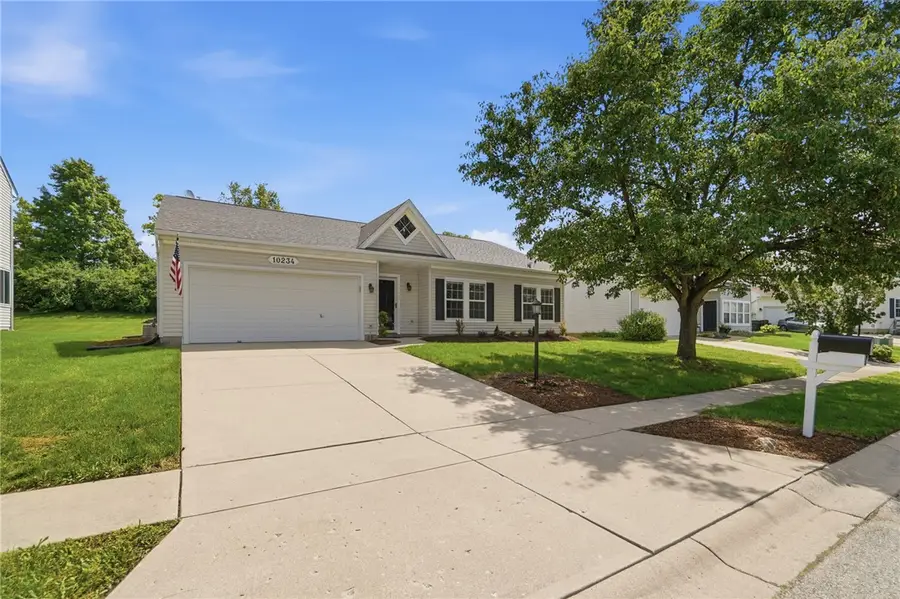 10234 Feather Court, Miamisburg, OH 45342 - #2