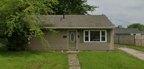 211 Redbank Drive, Fairborn, OH 45324