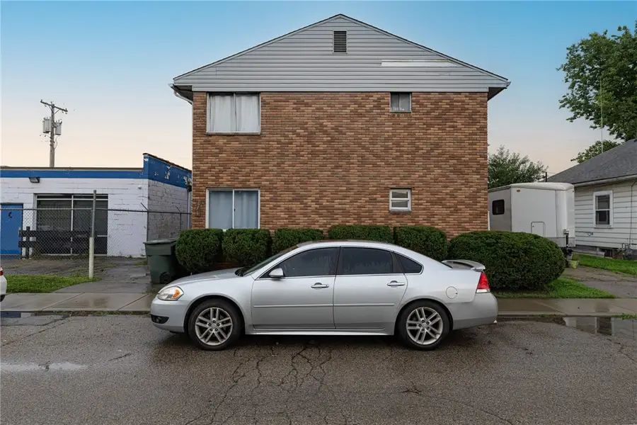 636 Hillrose Avenue, Dayton, OH 45404 - #2