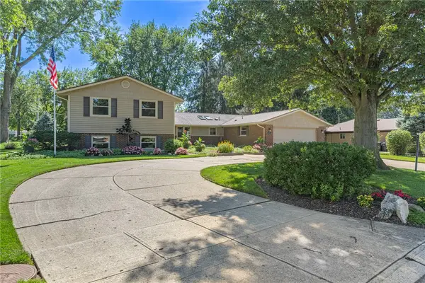 974 Hyde Park Drive, Centerville, OH 45429