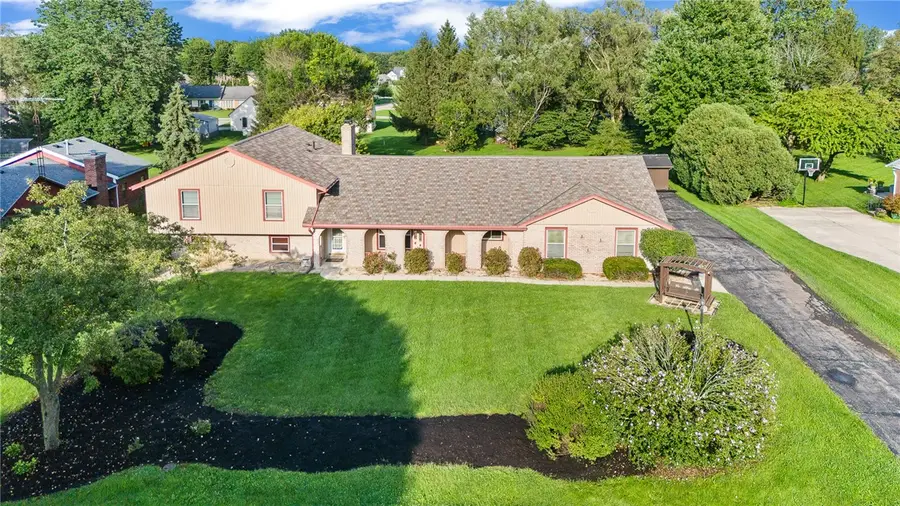 2425 Greenlawn Drive, Troy, OH 45373 - #3