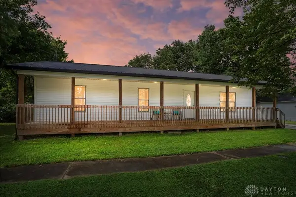 106 Central Avenue, Blanchester, OH 45107