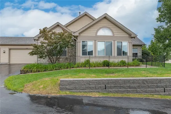 184 Villa Pointe Drive, Springboro, OH 45066