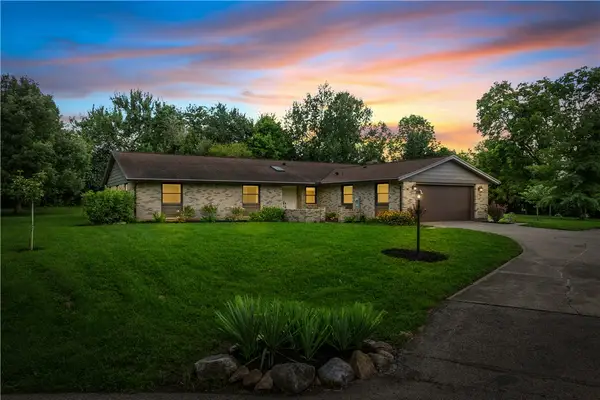 8695 Hide A Way Lane, Washington Twp, OH 45458