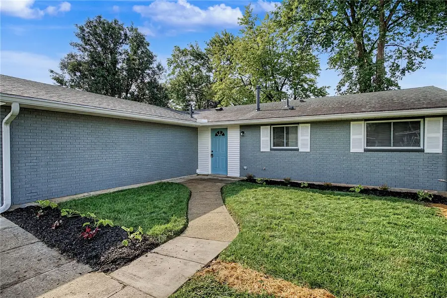 8215 Gibson Avenue, Fairborn, OH 45324 - #2