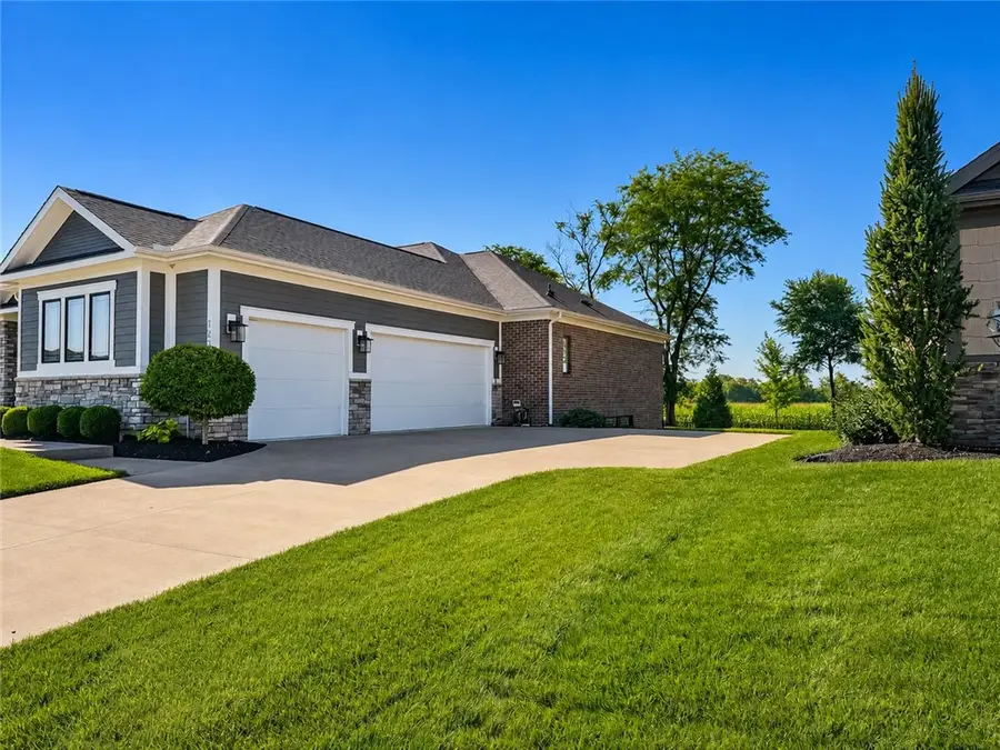 1233 Stallion Run, Beavercreek, OH 45385 - #2