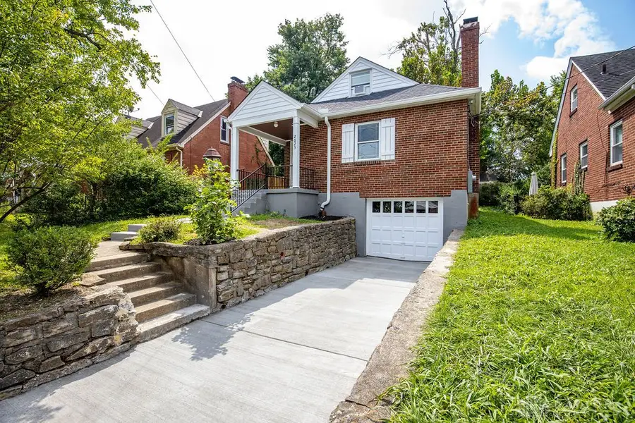 2625 Saint Albans Avenue, Cincinnati, OH 45237 - #3