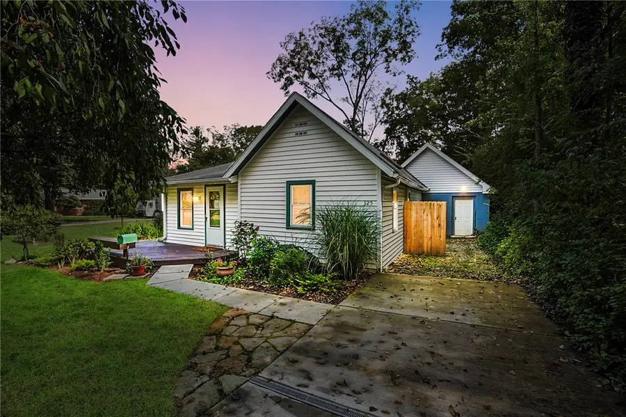 325 N High Street, Yellow Springs, OH 45387 - #2