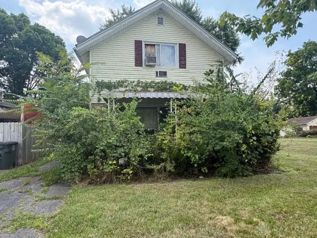 2616 W Riverview Avenue, Dayton, OH 45402 - #1