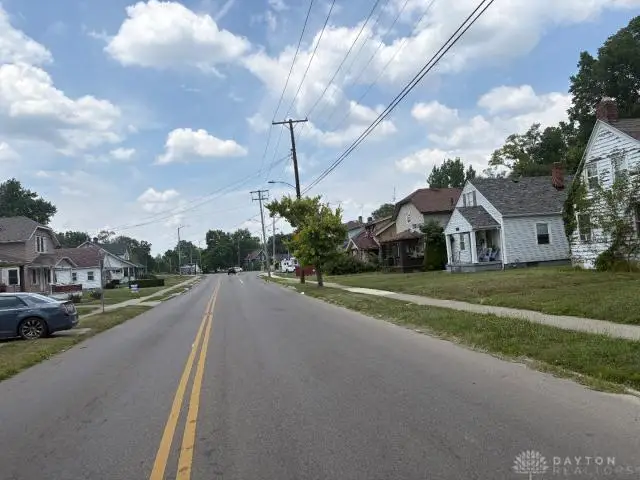 2616 W Riverview Avenue, Dayton, OH 45402 - #3