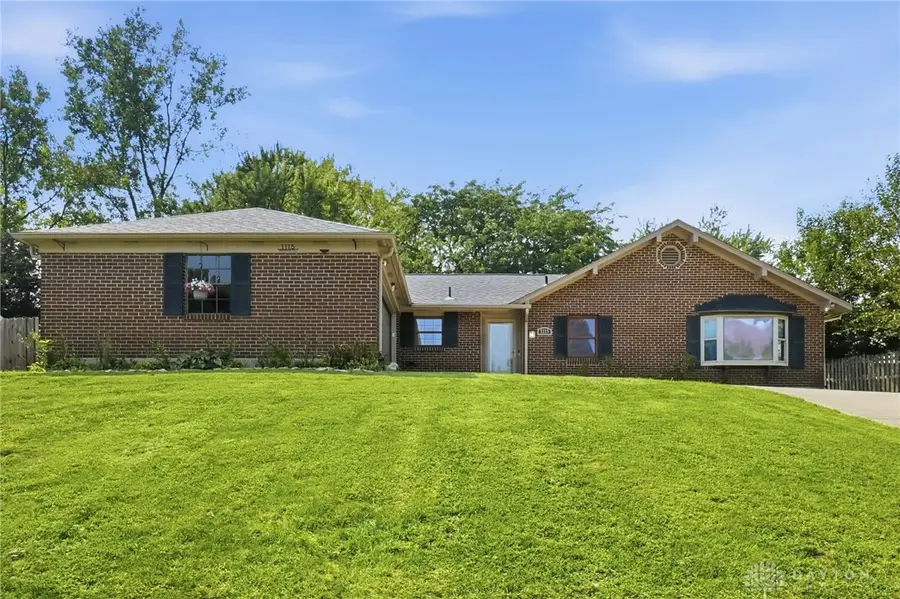 1115 Crestwood Hills Drive, Vandalia, OH 45377 - #2