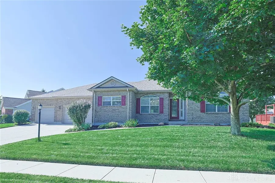 6016 Oak Ridge Drive, Huber Heights, OH 45424 - #2