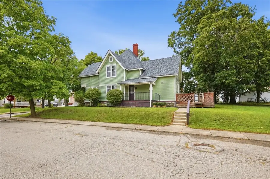 211 E Mckinley Street, Brookville, OH 45309 - #2