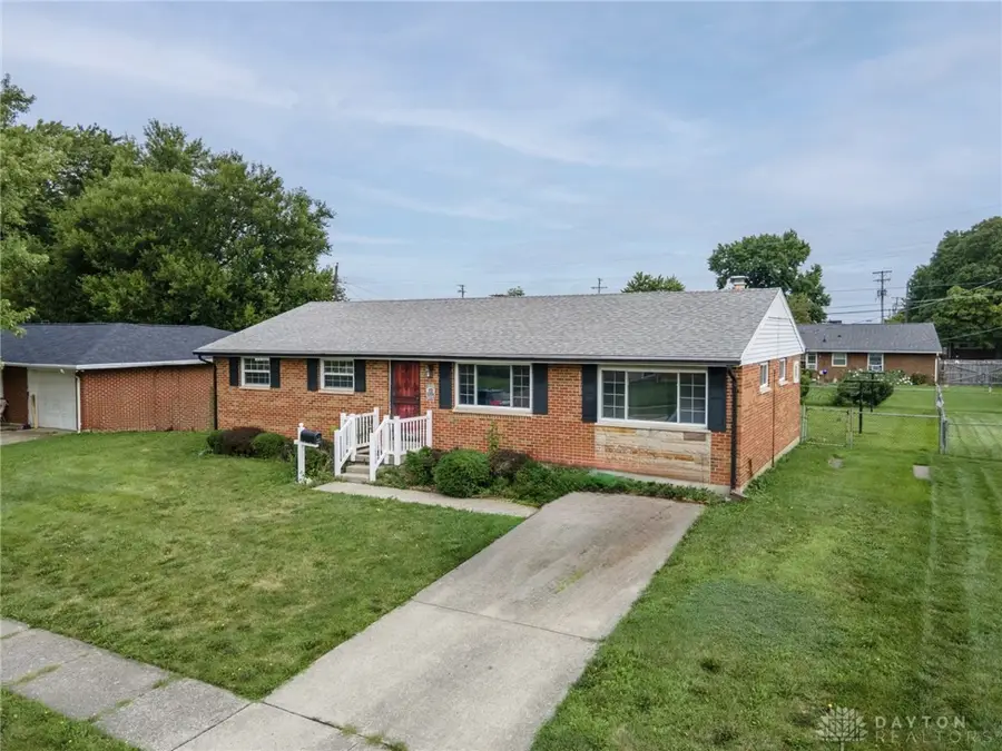 705 Kirkwood Drive, Vandalia, OH 45377 - #2