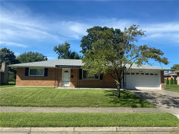 2219 Stop 8, Dayton, OH 45414