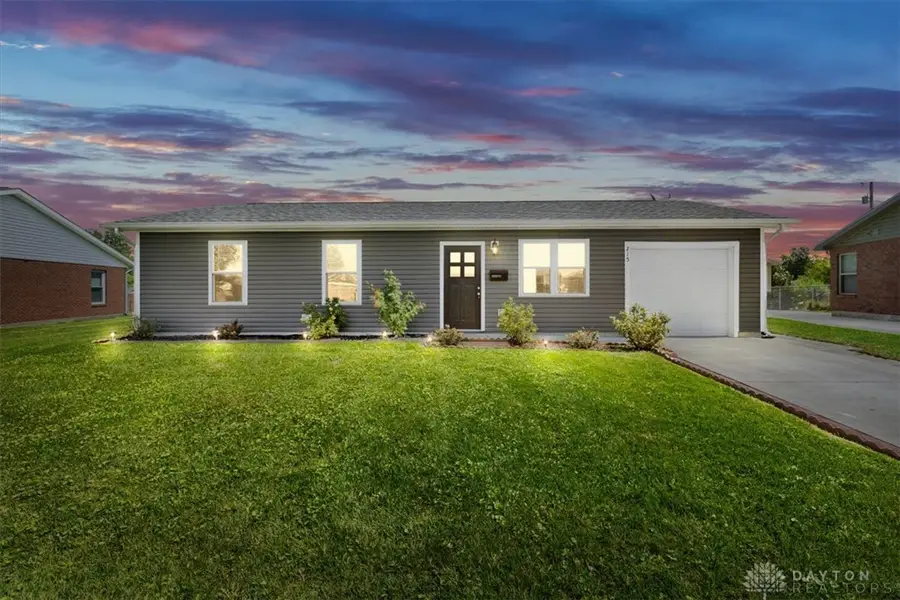 215 Woodfield Drive, Brookville, OH 45309 - #2