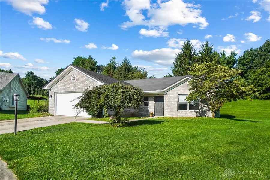 4145 Cambridge Trail, Beavercreek, OH 45430 - #2