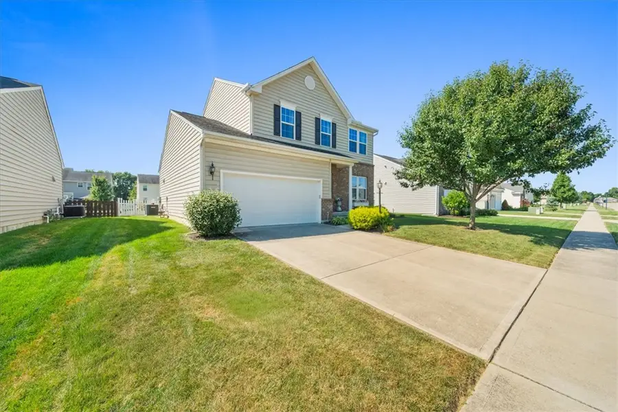 7119 Bluestream Drive, Tipp City, OH 45371 - #3