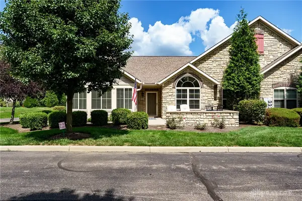 156 Scarborough Village Drive, Dayton, OH 45458