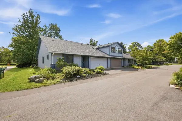 150 Park Meadows Drive, Yellow Springs Vlg, OH 45387