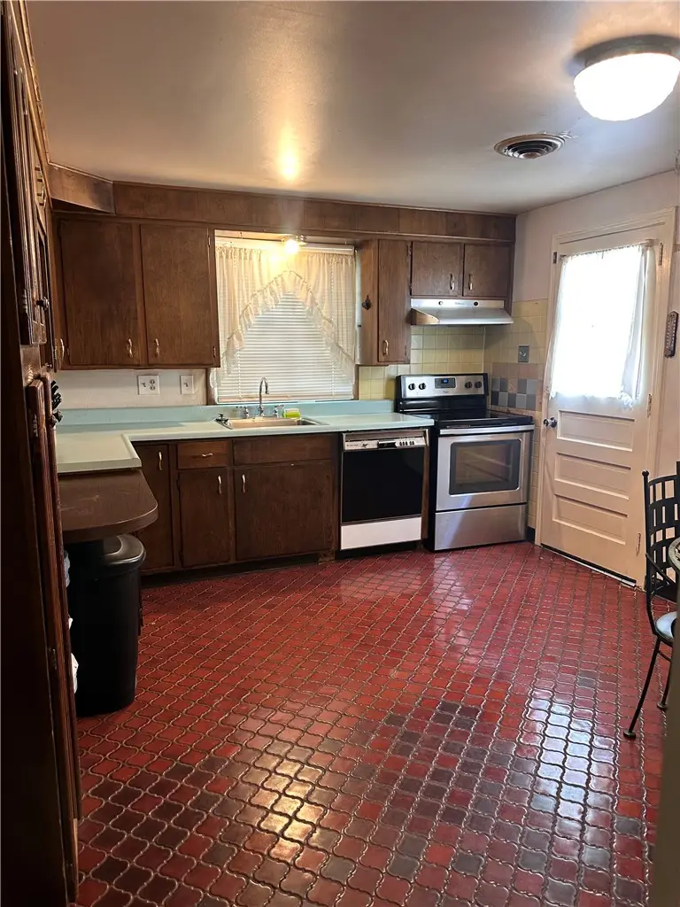 4855 Burkhardt Road, Riverside, OH 45431 - #2