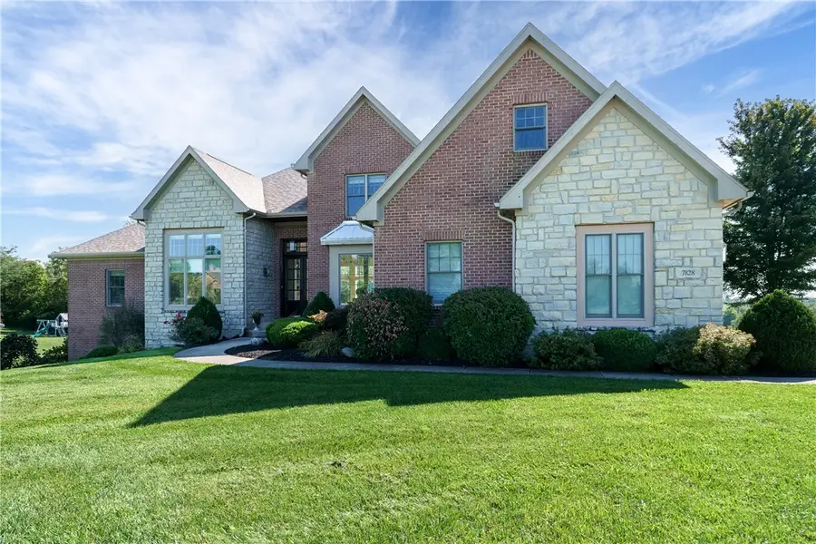 7828 Country View Lane, Brookville, OH 45309 - #2