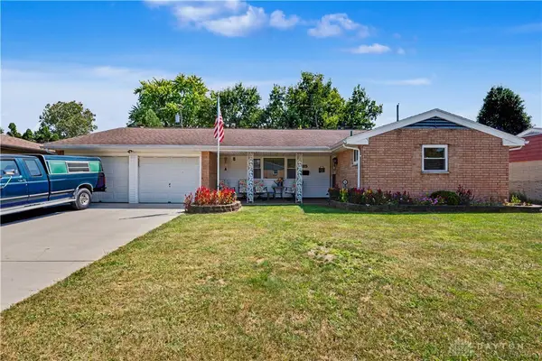 400 Zimmerman Street, New Carlisle, OH 45344