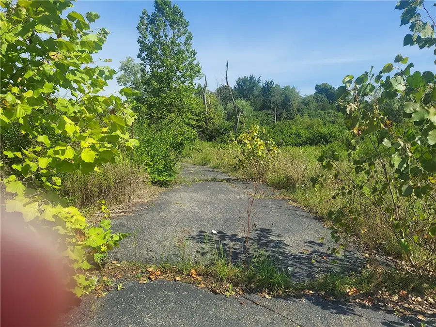 8148 Westbrook Road, Brookville, OH 45309 - #2