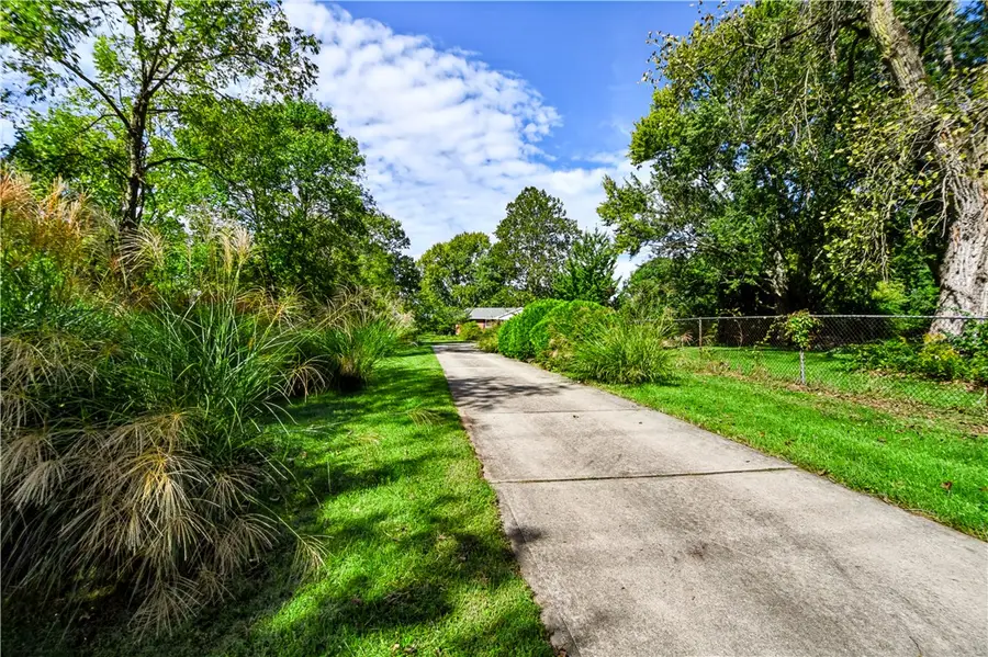 10101 Washington Church Road, Miamisburg, OH 45342 - #2