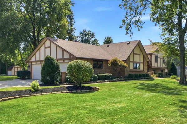 1593 Woodland Trail, Beavercreek Twp, OH 45385