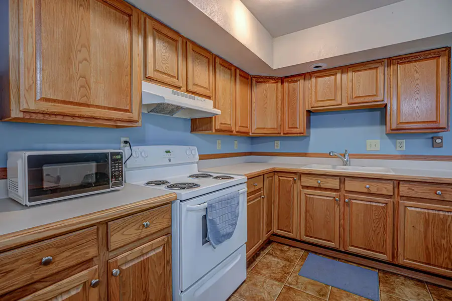400 Willow Drive, Eaton, OH 45320 - #3