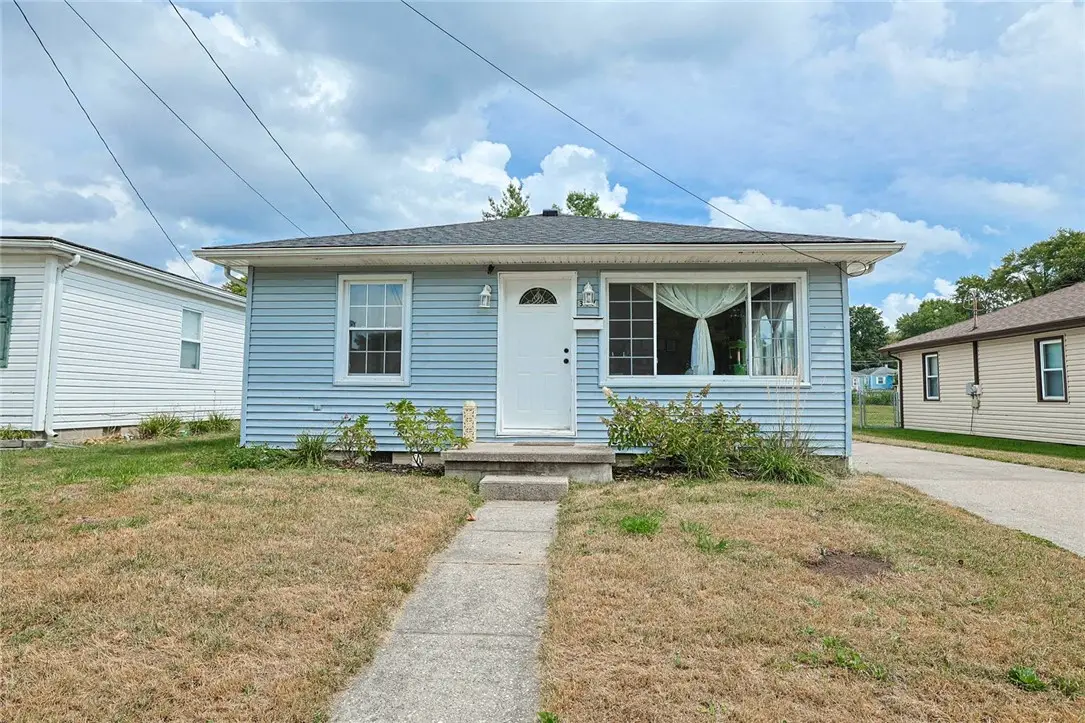387 E Pike Street, South Lebanon, OH 45065 - #1