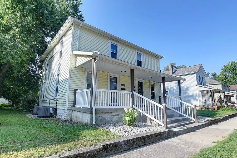 1046 E Pearl Street, Miamisburg, OH 45342 - #2