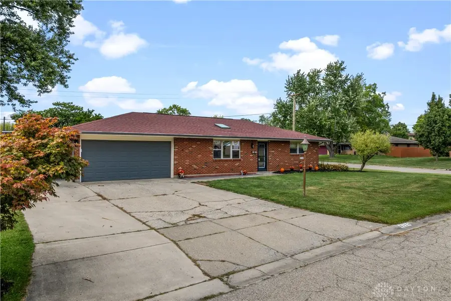 6125 Imperial Hills Drive, Butler, OH 45414 - #3